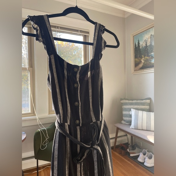 WHO WHAT WEAR Jumpsuit with Tie Belt - Picture 2 of 4